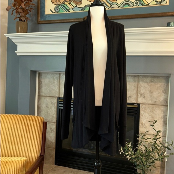 Athleta Black Open Front Cardigan sz Large with pockets and thumb holes. - Picture 1 of 7